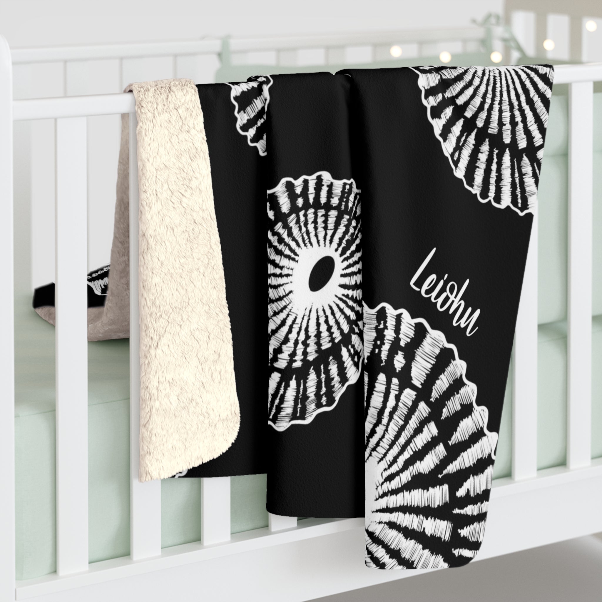 Opihi - Sherpa Fleece Blanket - LEIOHU DESIGNS