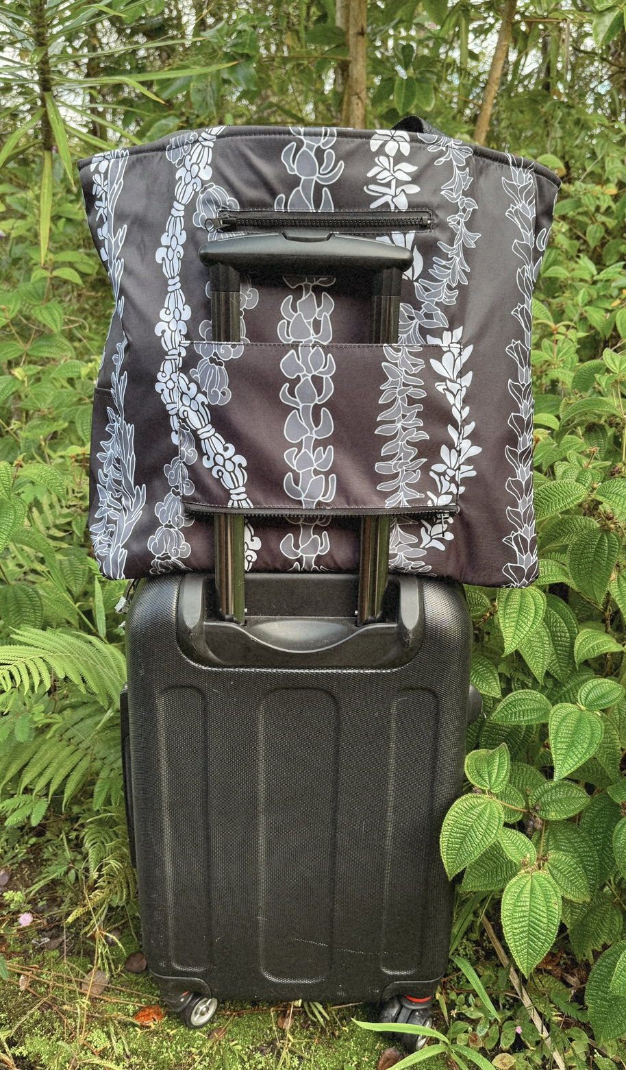 Ki'ihele Tote - Forever Lei - 'Ele'ele - LEIOHU DESIGNS