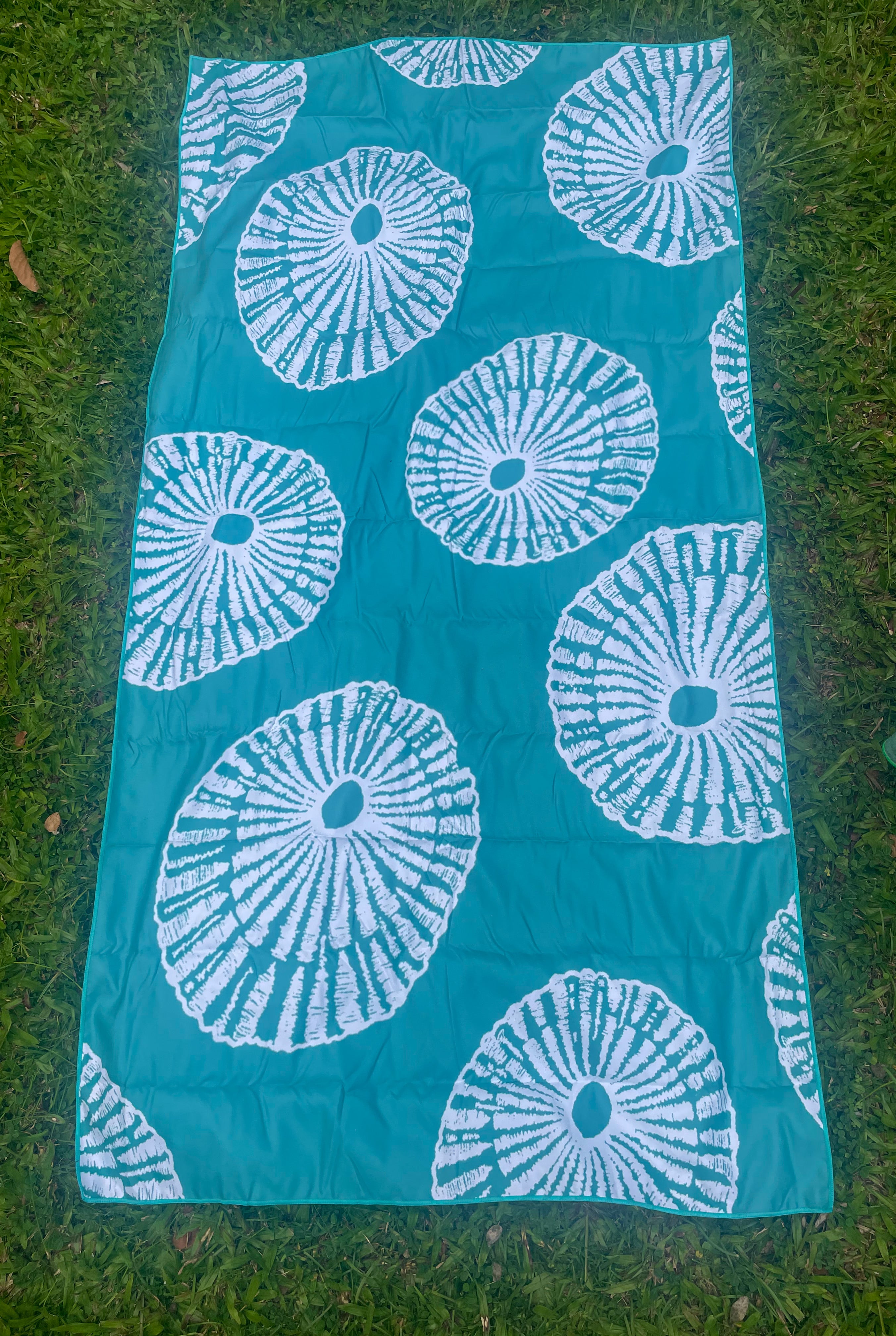 Microfiber Beach Towels - LEIOHU DESIGNS
