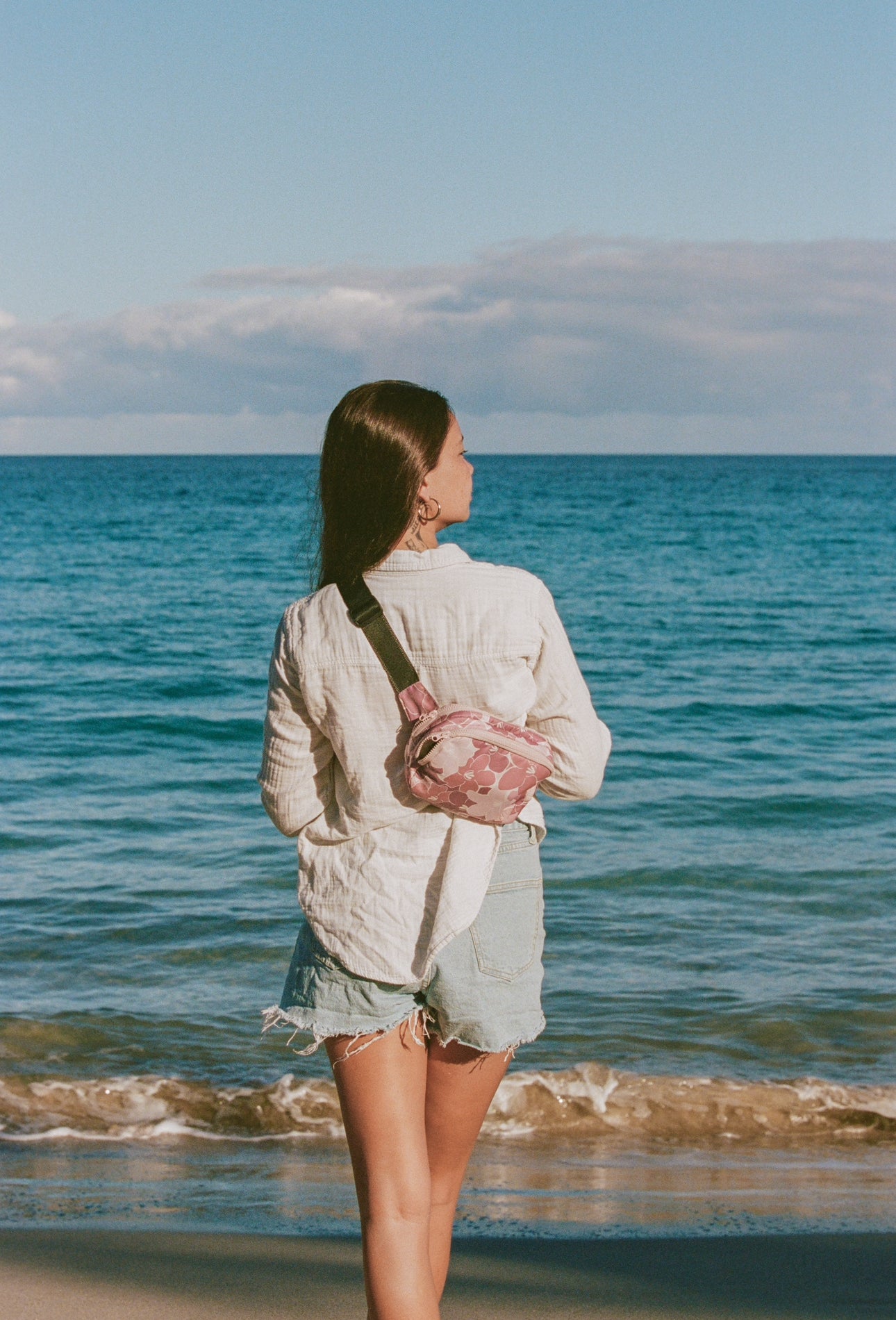 Kahakai Hip Pack - Puakenikeni Dream - LEIOHU DESIGNS