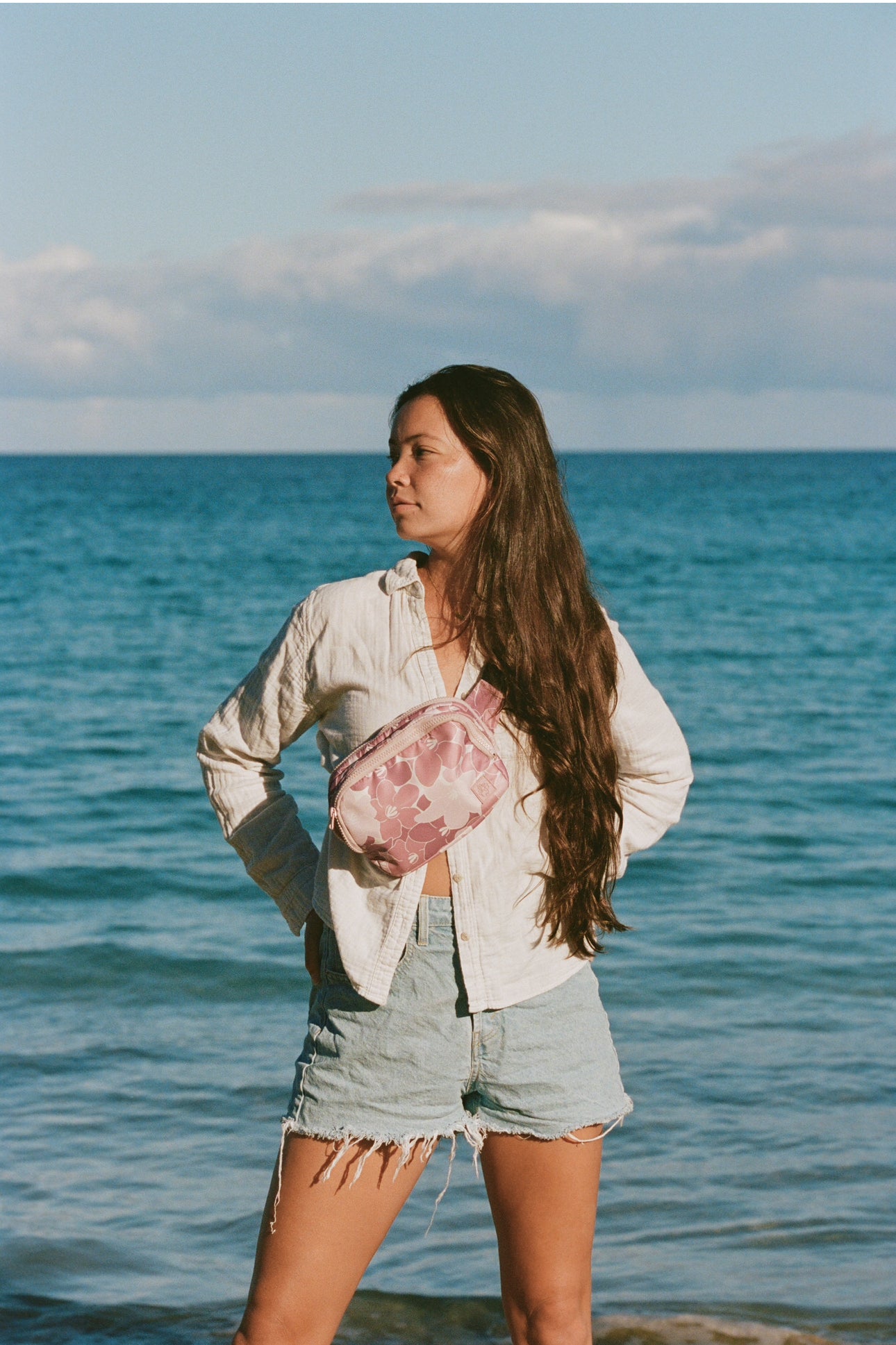 Kahakai Hip Pack - Puakenikeni Dream - LEIOHU DESIGNS