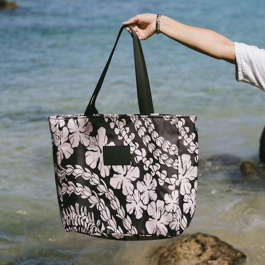 【国内発送】カバ トライアングル / ラフィア & カーフスキン Kahakai Collection – LEIOHU DESIGNS