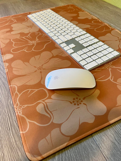 Retro Ilima -  Desk Mat