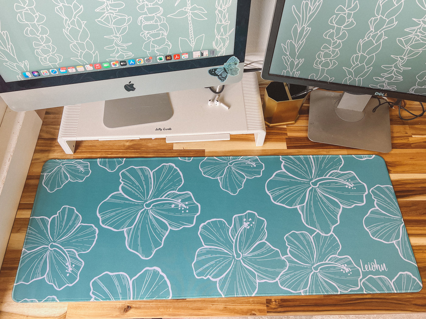 Hibiscus -  Desk Mat