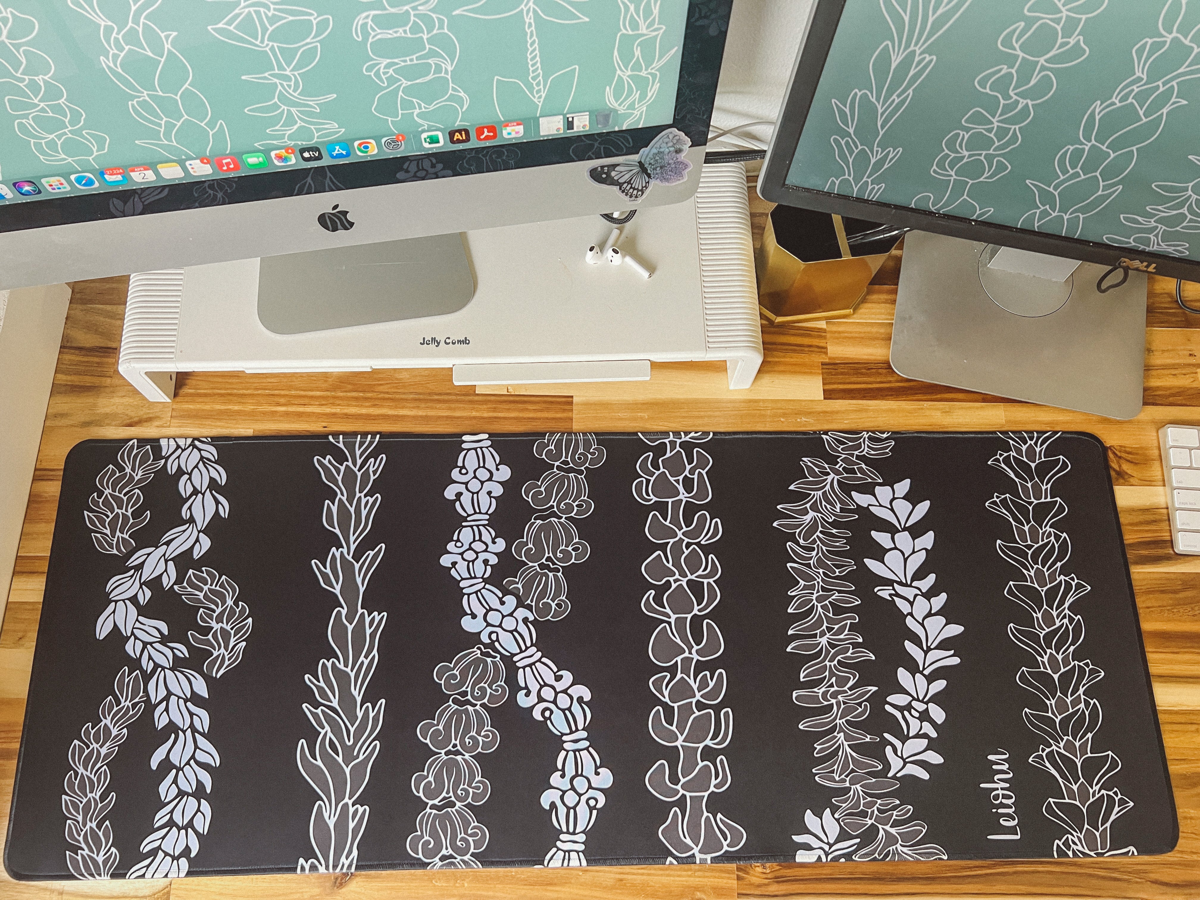 Forever Lei - 'Ele'ele - Desk Mat - LEIOHU DESIGNS