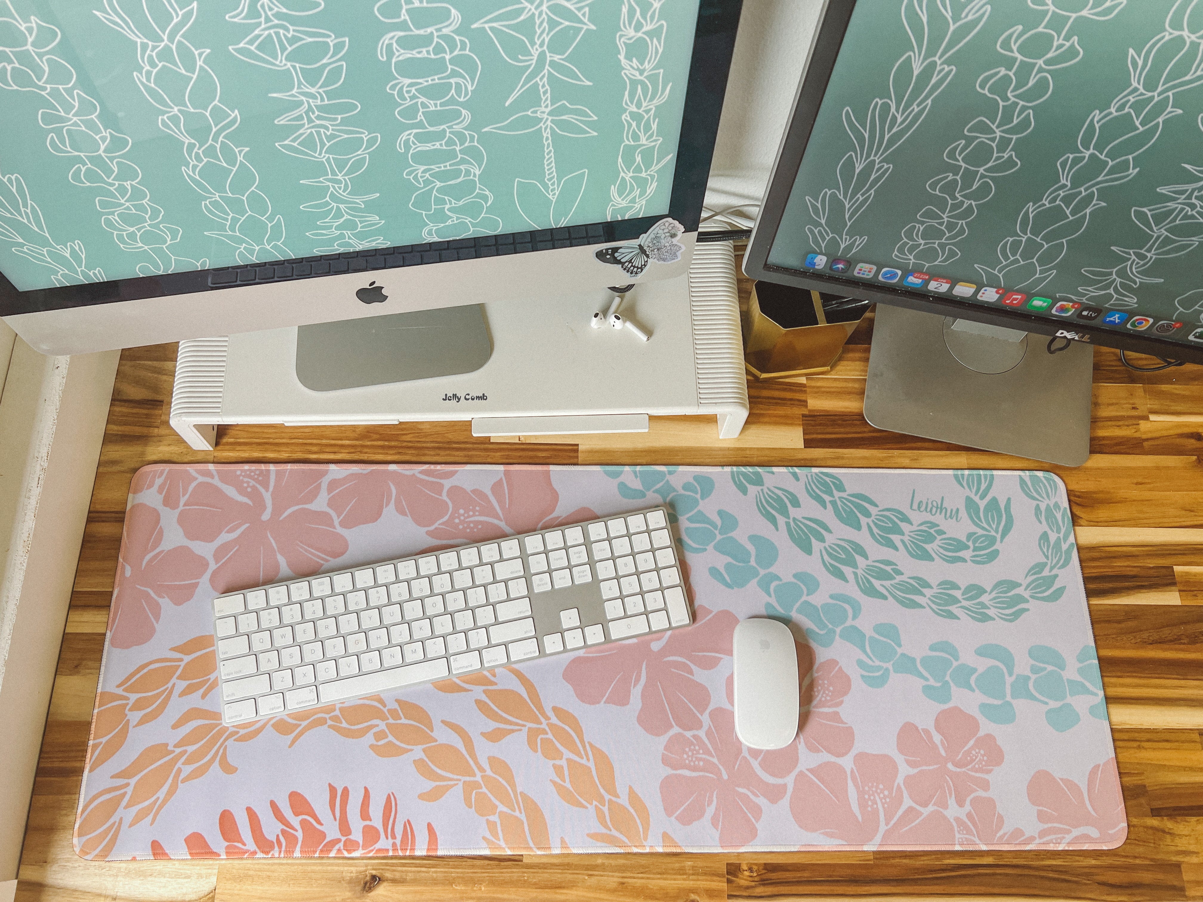 Groovy Lei - Desk Mat - LEIOHU DESIGNS