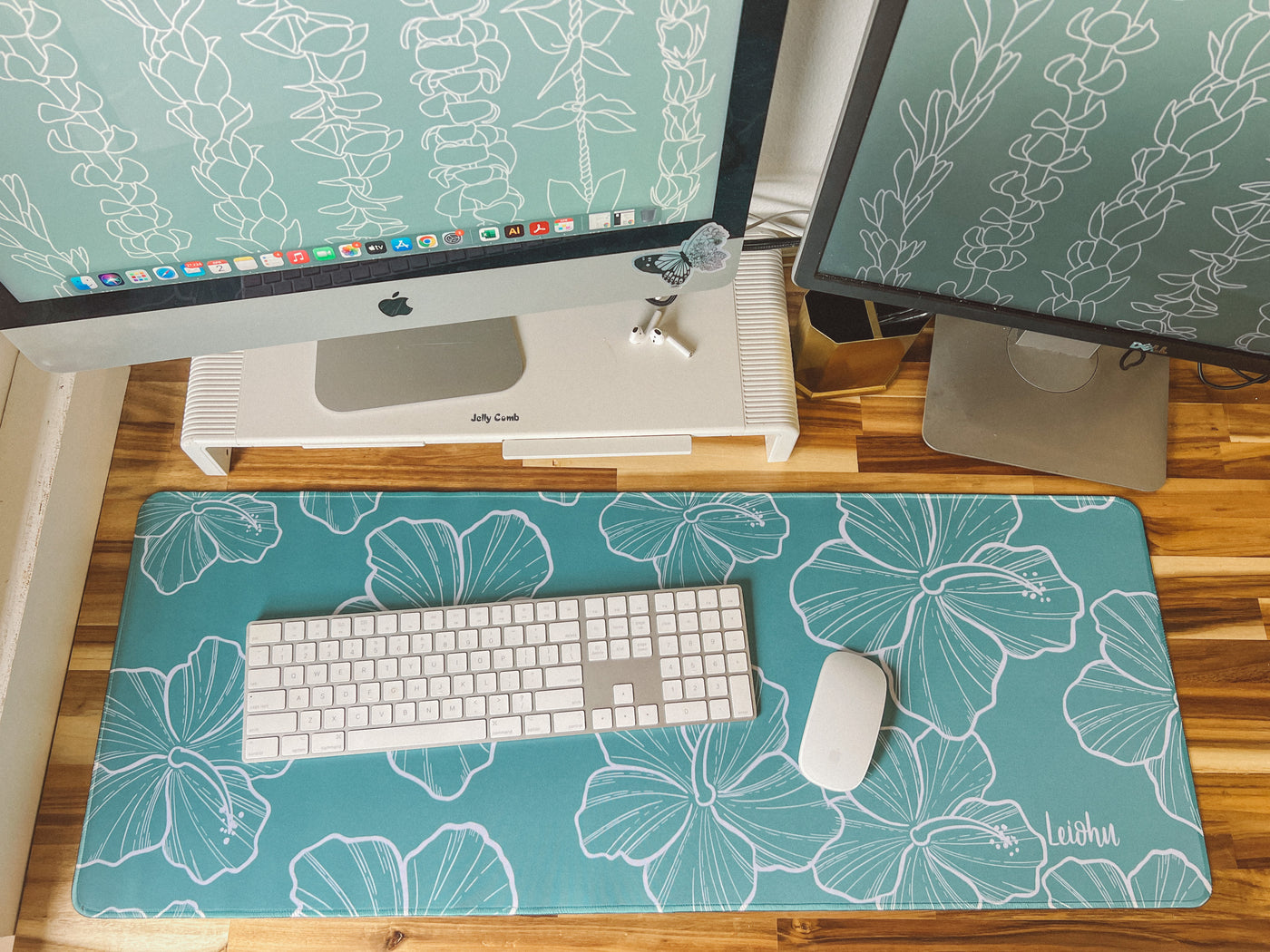 Hibiscus -  Desk Mat